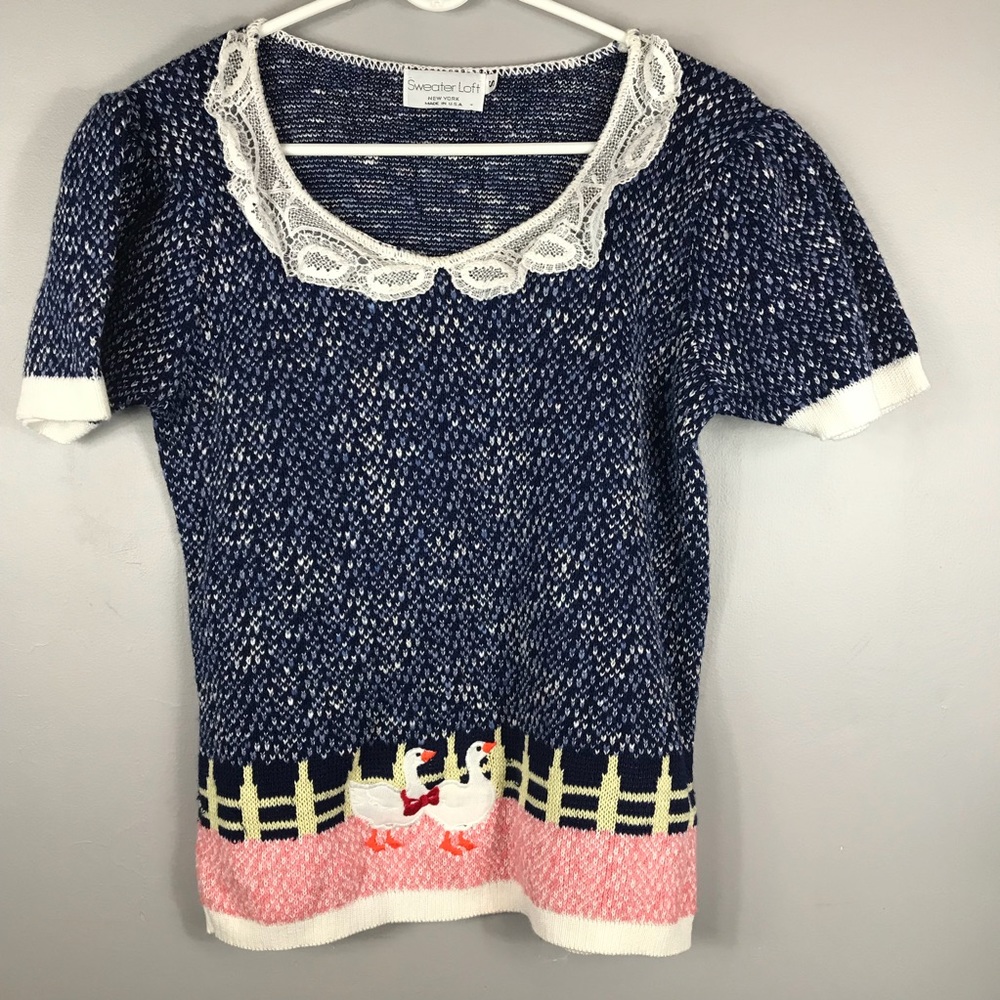Vintage sweater Loft duckling size small
